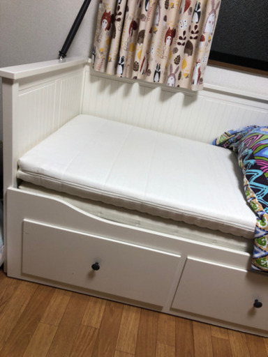 IKEAのベッド