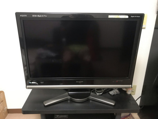 32型テレビ、DVDレコーダー、テレビ台