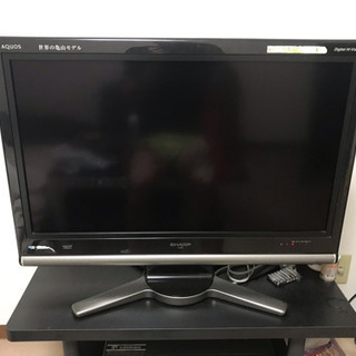 32型テレビ、DVDレコーダー、テレビ台