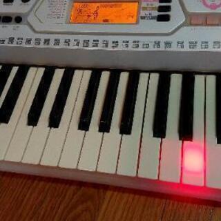 電子キーボード  YAMAHA  ピアノ