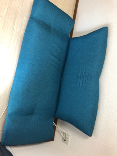 ニトリ ターコイズブルー ソファ