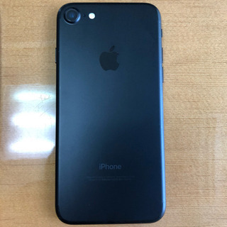 大幅値下げ！】iPhone 7 Black 32 GB au