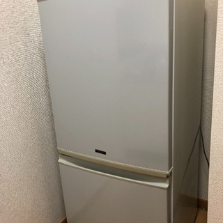 シャープ冷蔵庫135L 1000円の画像