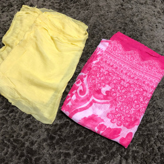 ZARAのストール二点 お安くの画像