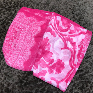 ZARAのストール二点 お安くの画像
