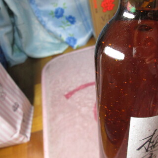 ★琉球泡盛古酒　菊之露　ＶＩＰ　ＧＯＬＤ・　純金泊入り　梅酒　梅金山の画像