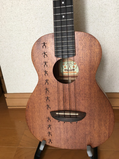 anuenue  テナーウクレレ