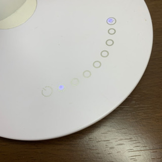 デスクライト 調光機能つきの画像