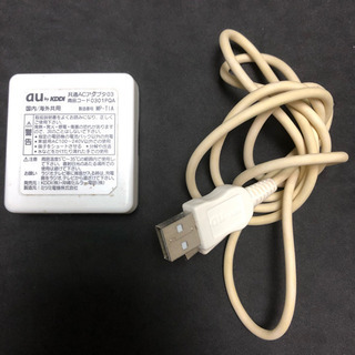 au3Gスマホ HTC J ISW13HT RED(イヤホン&au純正ACアダプター付)の画像