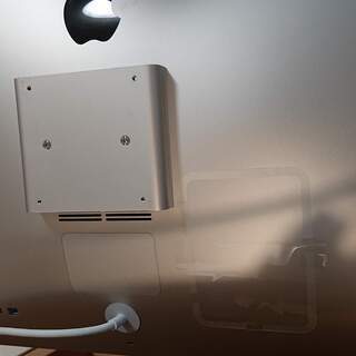 iMac 5K 2014 Core i7 4790K / メモリ24GB / 256GBフラッシュストレージ / VESAマウントモデルの画像