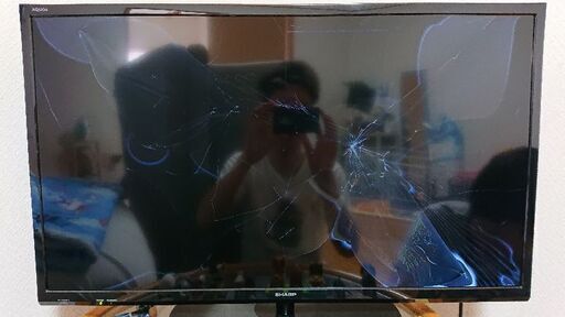 液晶テレビ