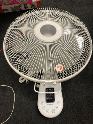 TOSHIBA 2014年 壁掛け式扇風機