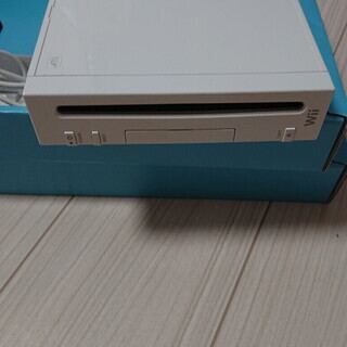 【譲ります】ゲーム機本体　NITENDO Wii + Wii Fitの画像