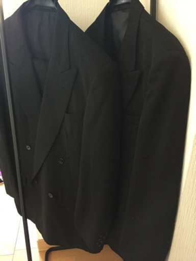値下げ●メンズ●フォーマルスーツ2着●夏、冬用●身長180