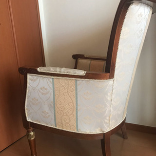 【土日引き取り限定】アンティーク1人がけソファの画像