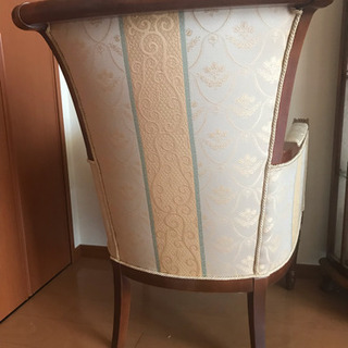 【土日引き取り限定】アンティーク1人がけソファの画像