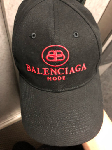 バレンシアガ キャップ