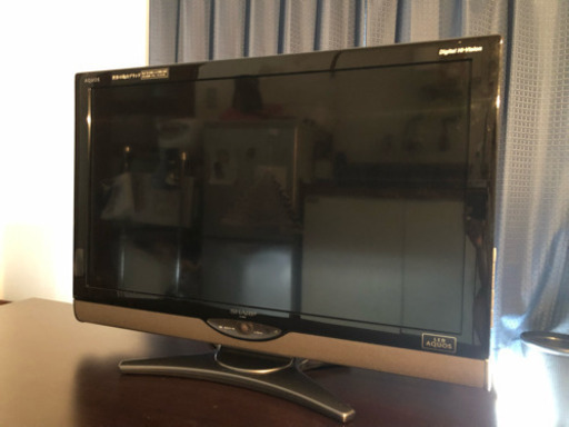 AQUOS 32型テレビ