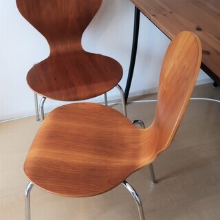 (取り引き中)ダイニングチェア（２脚）