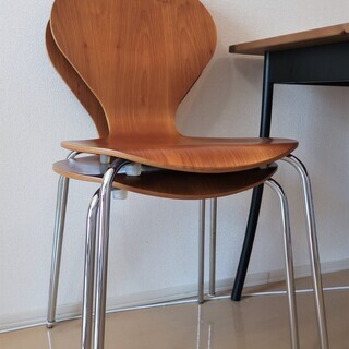 (取り引き中)ダイニングチェア（２脚）の画像