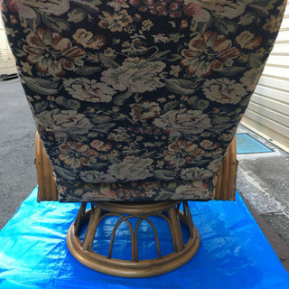 天然籐リクライニング回転座椅子  美品ですの画像