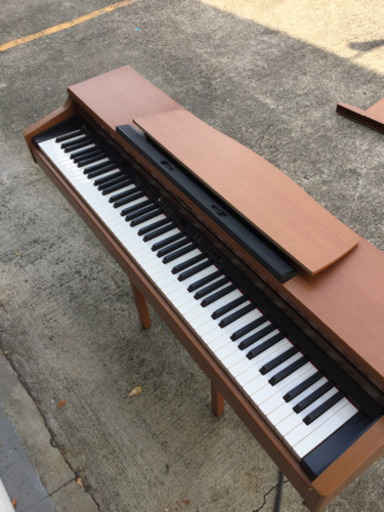 ROLAND 電子ピアノ HP-103 2005年製 ネジ欠品 動作品