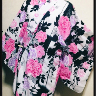 ご購入者様決定［しまむら✦訳あり美品］姫系薔薇柄浴衣  派手柄ピ...