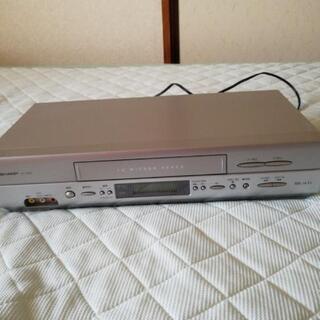 シャープVHSビデオデッキ