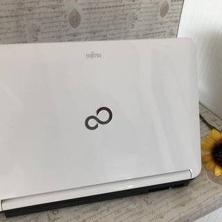 ☆彡値下げ。かなり使える限定1台/Office2019付/富士通15.6ｲﾝﾁ/AH56/C Win10 64bit/Corei5/4G/640G/無線/DVD・Blu-ray再生ソフト付の画像