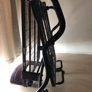 イタリア製シングルベッドフレームの画像