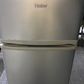 冷蔵庫さしあげます。