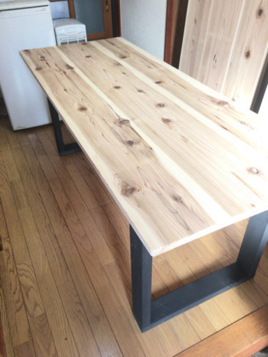 W180サイズ 天然無垢材を使ったダイニングテーブル 近場配送無料☆