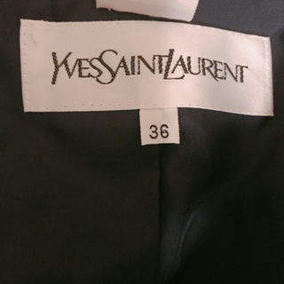 お値下げイヴ・サンローラン上下の画像