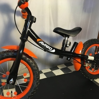 AVIGO アヴィーゴ 足蹴り自転車　ペダル無し バランスバイク...