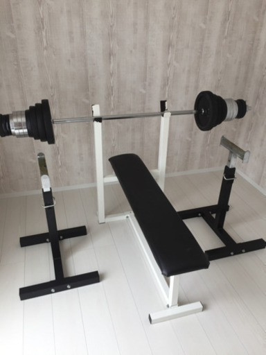 受付終了 ベンチプレスセット 85.5キロセット セーフティー付き 写真のもので全てになります