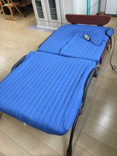 電動ベッド 背もたれリクライニング