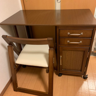 勉強机 ドレッサー 8/28まで