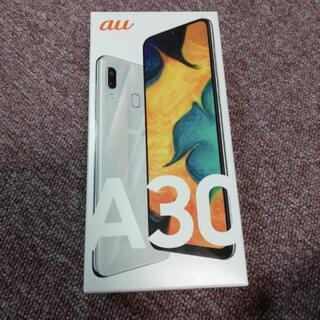 新品未使用　galaxyA30　au