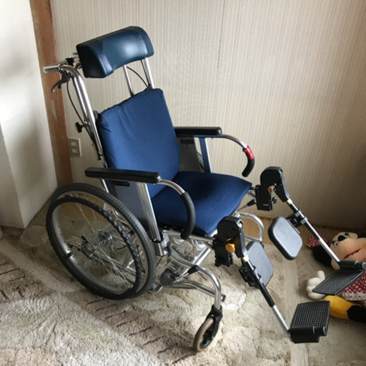 タヒラの介護用車椅子  車椅子 中古