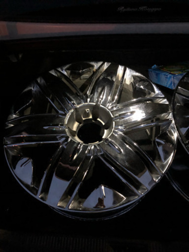 ホーイル、タイヤ売ります