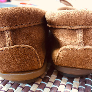 ミネトンカ レザー モカシン ブラウンの画像