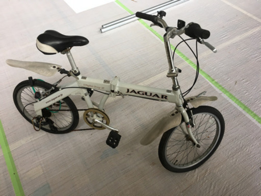 ジャガーの折りたたみ自転車（20x × 1.75）中古なので格安