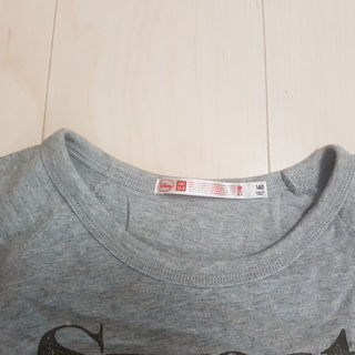 UNIQLO　子供半袖シャツ　１４０ｃｍ　(Ｄｉｓｎｅｙ)の画像