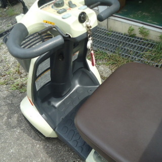 免許証不要　スズキ　セニアカー　シニアカー　電動4輪車　ETー4Ｄ 　　バッテリー新品の画像