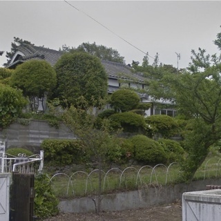 海を望む土地