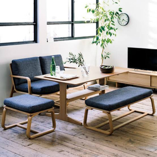 無印良品   8/31まで！ リビングでもダイニングでもつかえるテーブル、ソファ