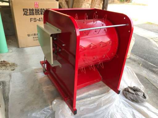 足踏み式脱穀機