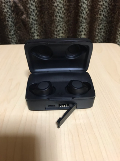 令和最新版ワイヤレスイヤホン IPX7完全防水