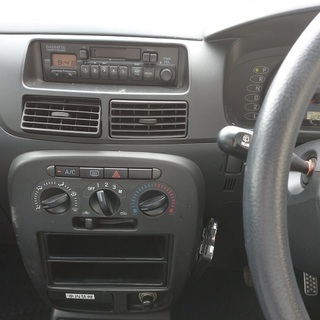 ダイハツ　ミラセダン　４ＷＤ　Ａ/Ｔ２００４年（平成１６年）　車検２年付き　８１,０００ｋｍ　の画像