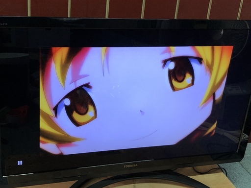 東芝　REGZA　液晶テレビ　42インチ　2011年製　お譲りします。